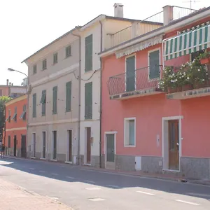 https://casa-caterina-levanto.hotelitalianriviera.com